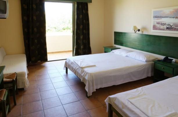 Ionian Sea Hotel & Villas - Aqua Park Kounopetra Habitación foto